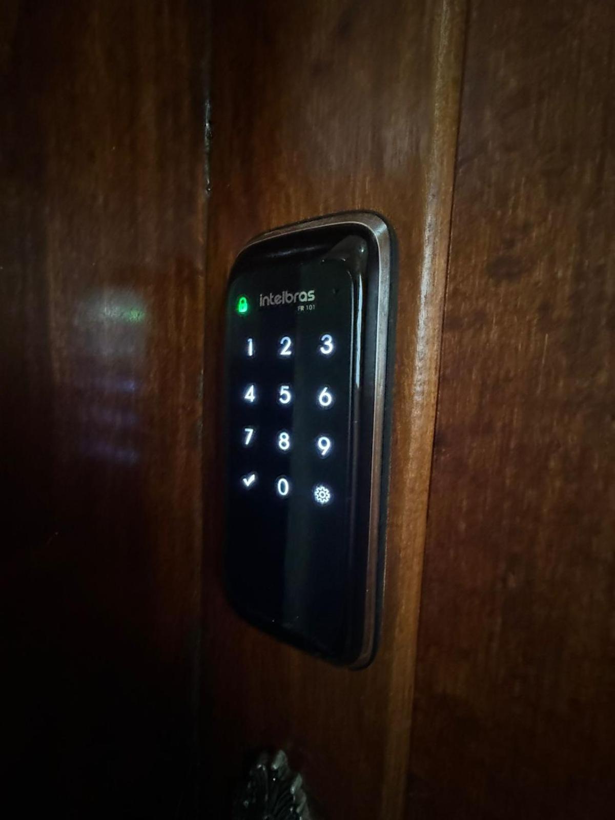 Apartment Centro, Apto Inteiro, Rua Sao Paulo Com Afonso Pena Belo Horizonte